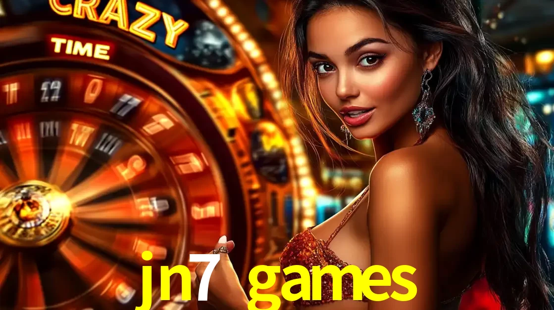 Mulher ao lado da roda de prêmios do jogo de cassino ao vivo Crazy Time, um dos shows de jogos mais emocionantes oferecidos pela plataforma de apostas jn7 games.